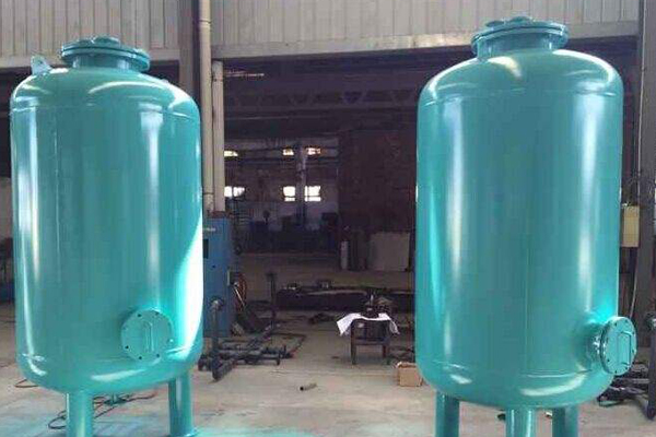 為什么過(guò)濾器材料大多使用的是襯膠罐？